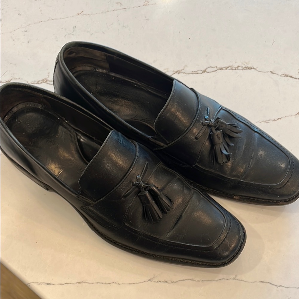 Classic Black Leather Tassel Loafers - Men